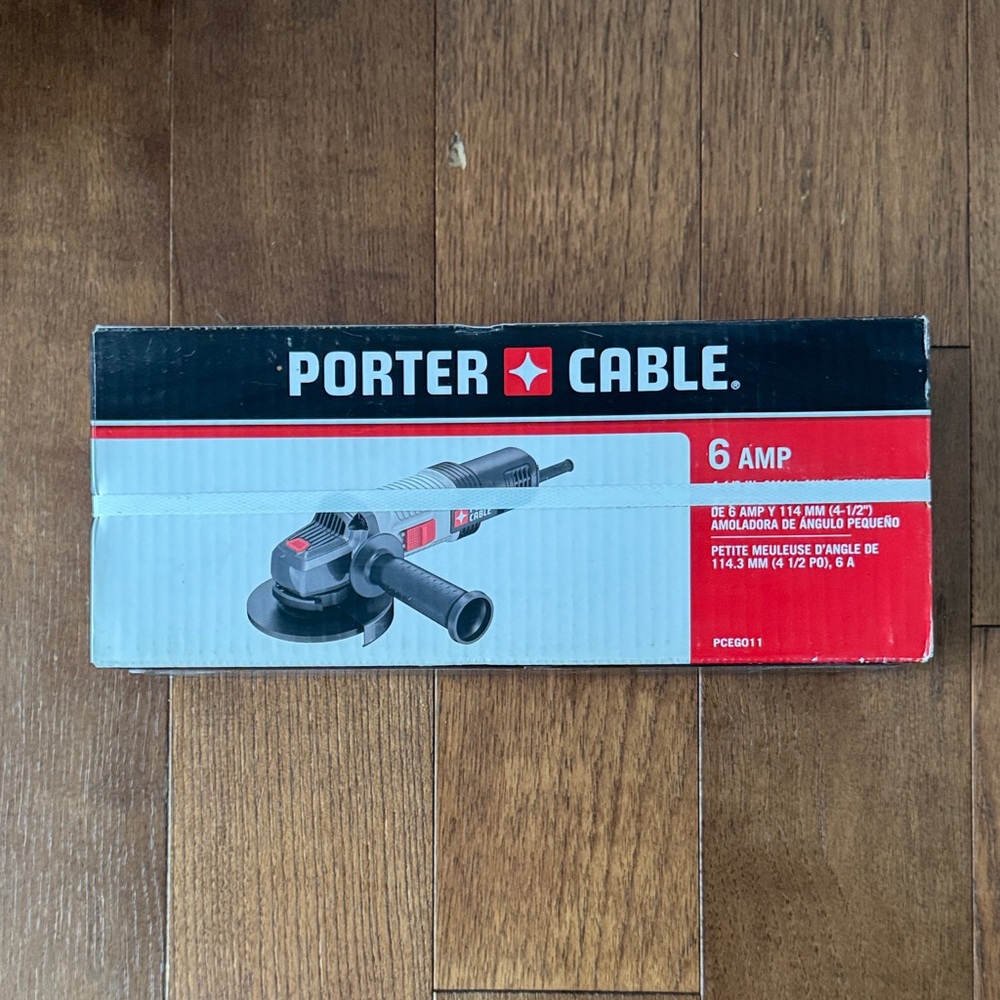 NWT 6 AMP Small Angle Grinder